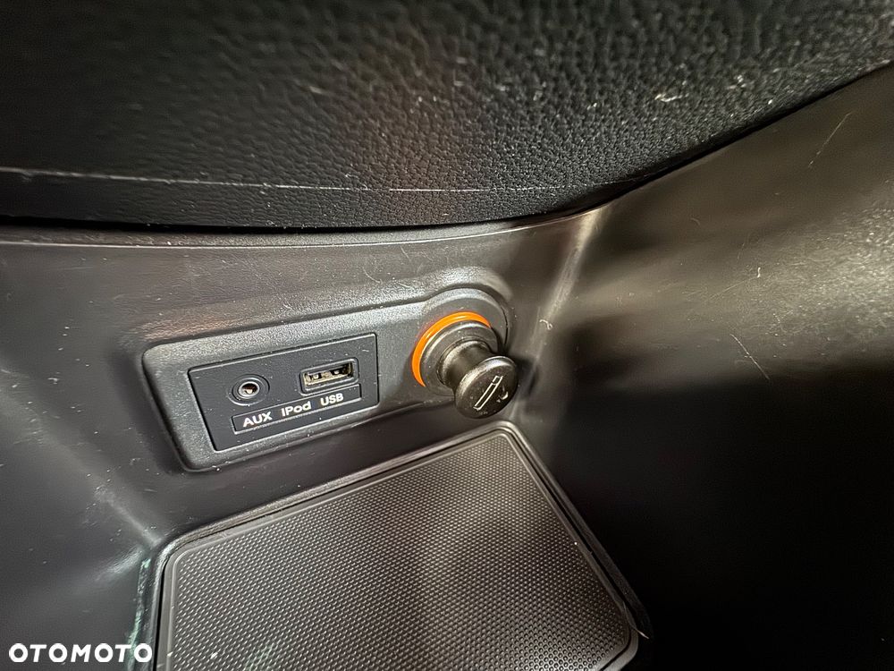 Kia Venga - 37