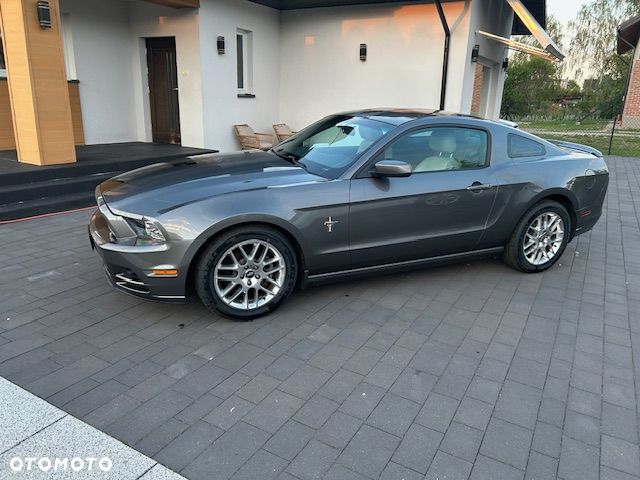 Ford Mustang 3.7 V6 Premium - 1