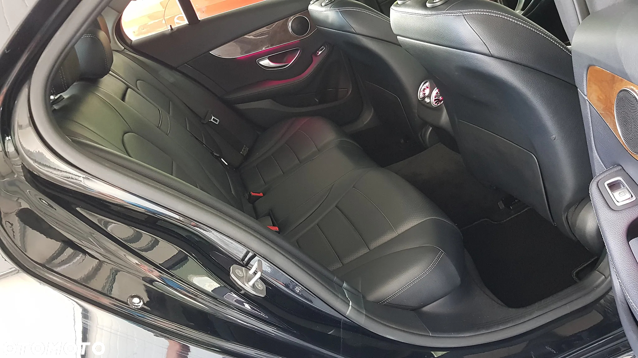 Mercedes-Benz Klasa C 300 7G-TRONIC Avantgarde - 17