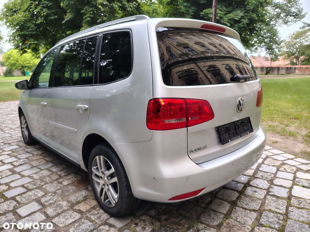 Volkswagen Touran 1.6 TDI DPF BlueMotion Technology DSG Life - 4