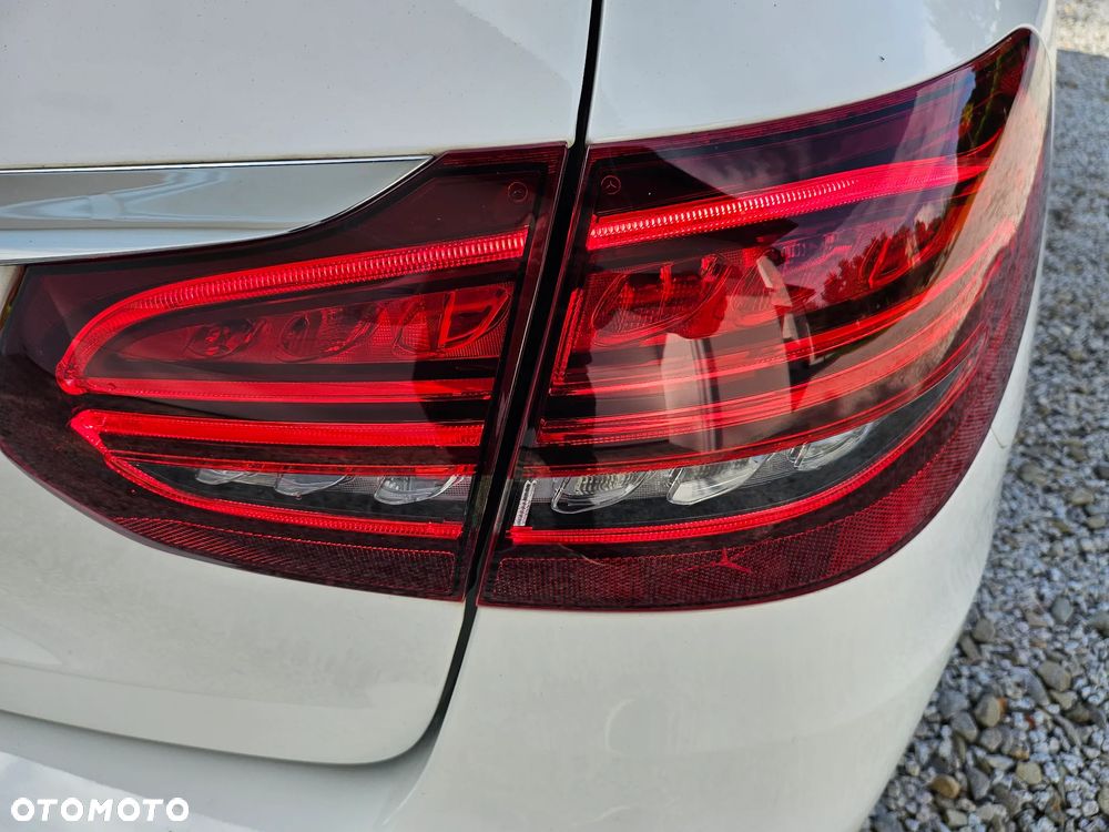 Mercedes-Benz Klasa C 200 d T 9G-TRONIC AMG Line - 19