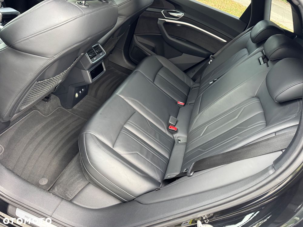 Audi e-tron 55 Quattro - 25