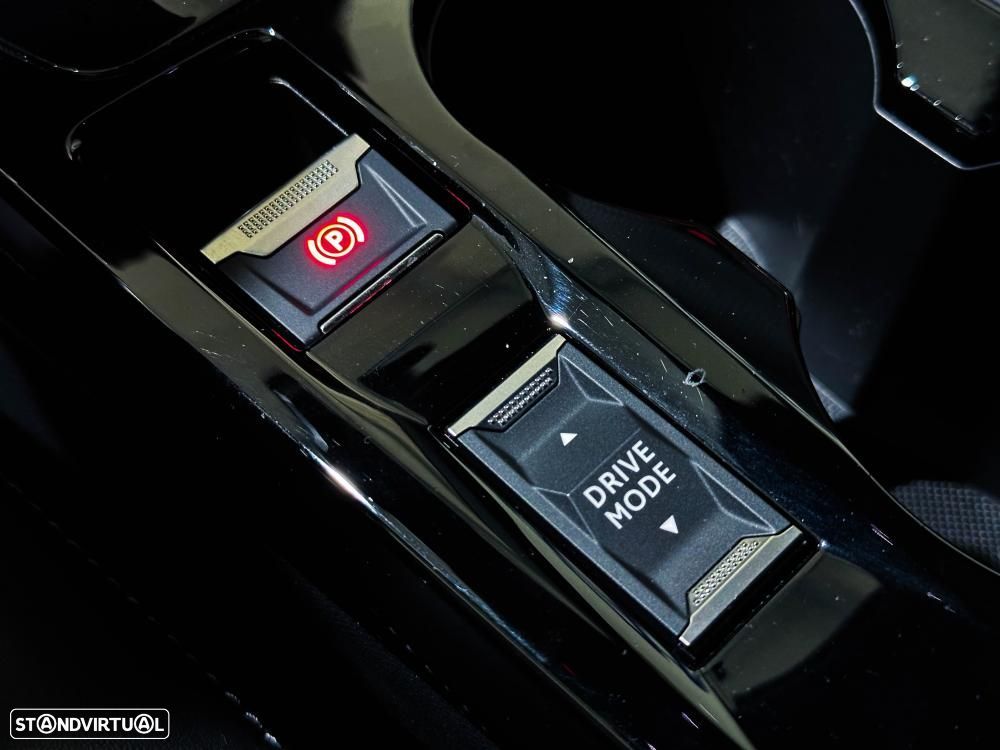 Peugeot e-2008 50 kWh GT - 54