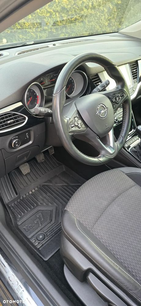 Opel Astra 1.6 Turbo Start/Stop Dynamic - 25