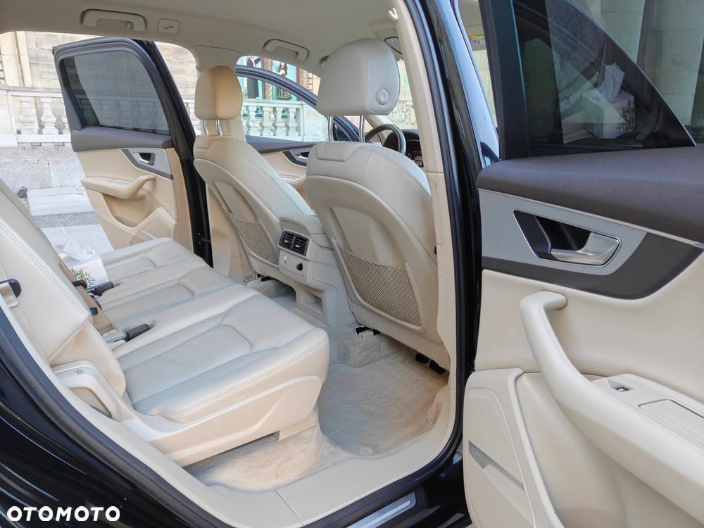 Audi Q7 - 18