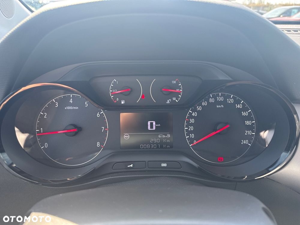 Opel Crossland X - 17