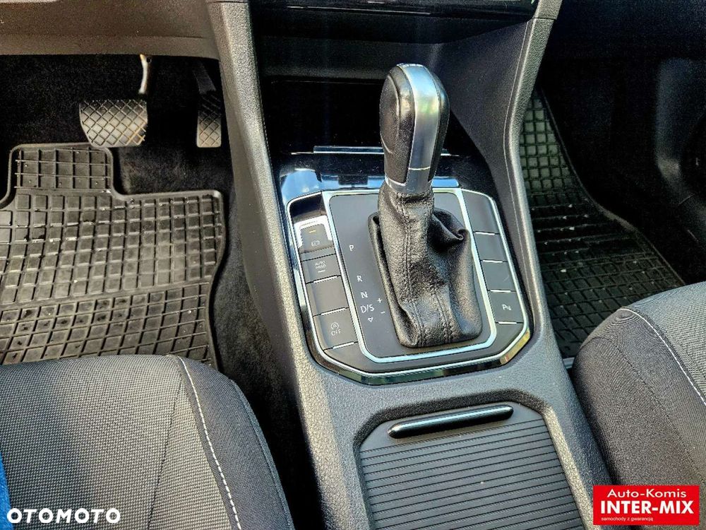 Volkswagen Golf Sportsvan - 30