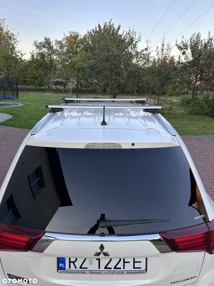 Mitsubishi Outlander - 5