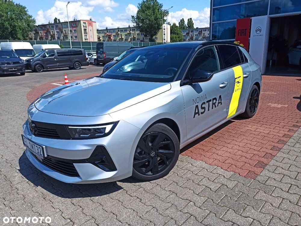 Opel Astra - 2