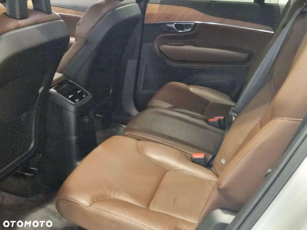 Volvo XC 90 D5 AWD Inscription 7os - 22