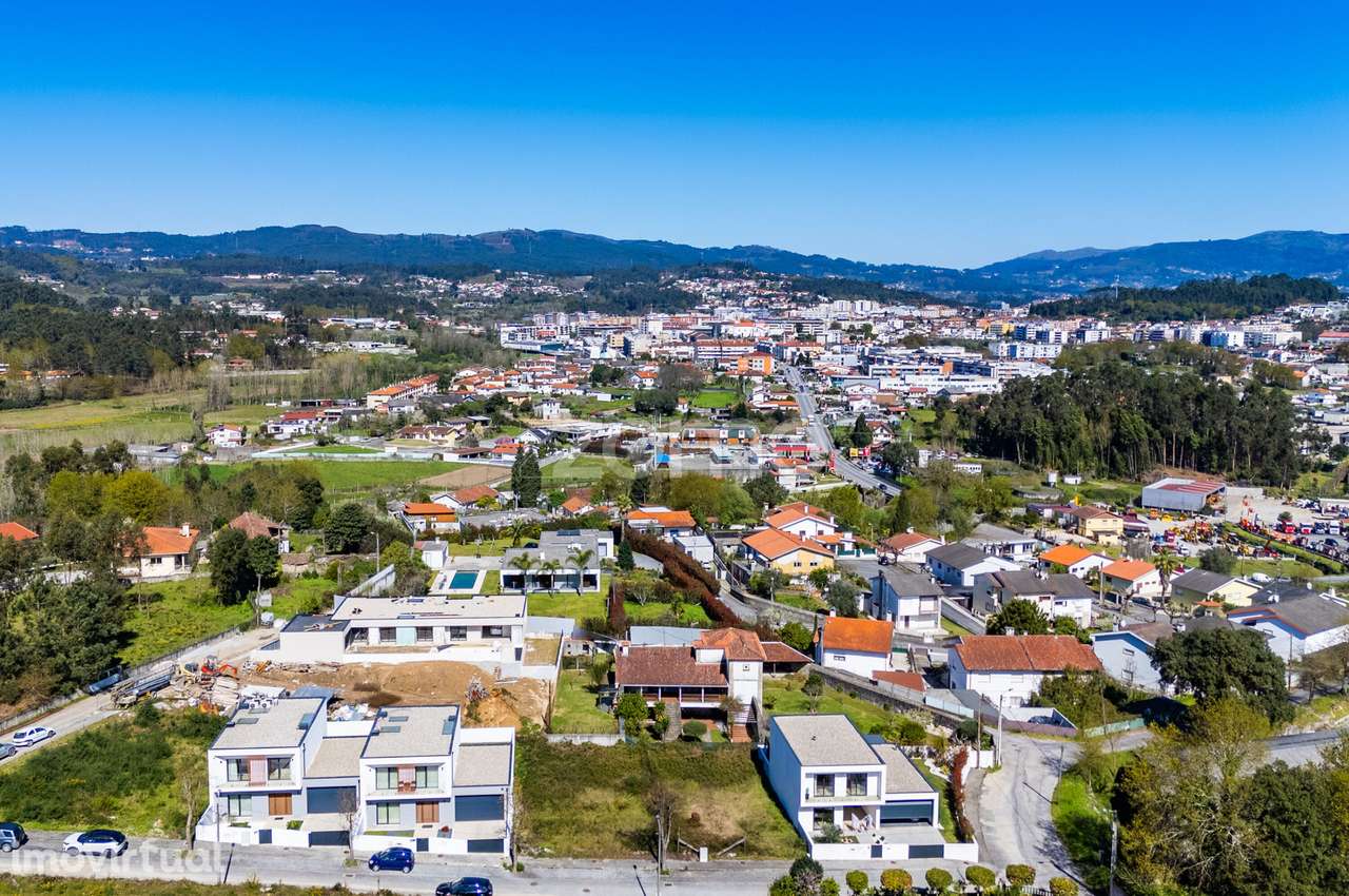 Moradia T3 Nova – Vila Verde, Braga - Grande imagem: 2/21