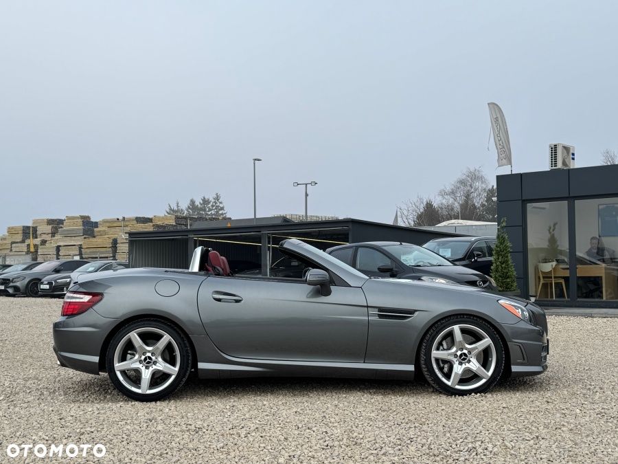 Mercedes-Benz SLK 300 9G-TRONIC - 19