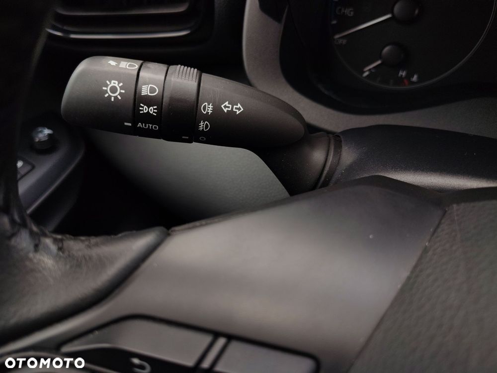 Toyota Yaris - 17