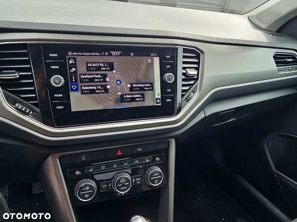 Volkswagen T-Roc 1.5 TSI ACT OPF DSG - 23