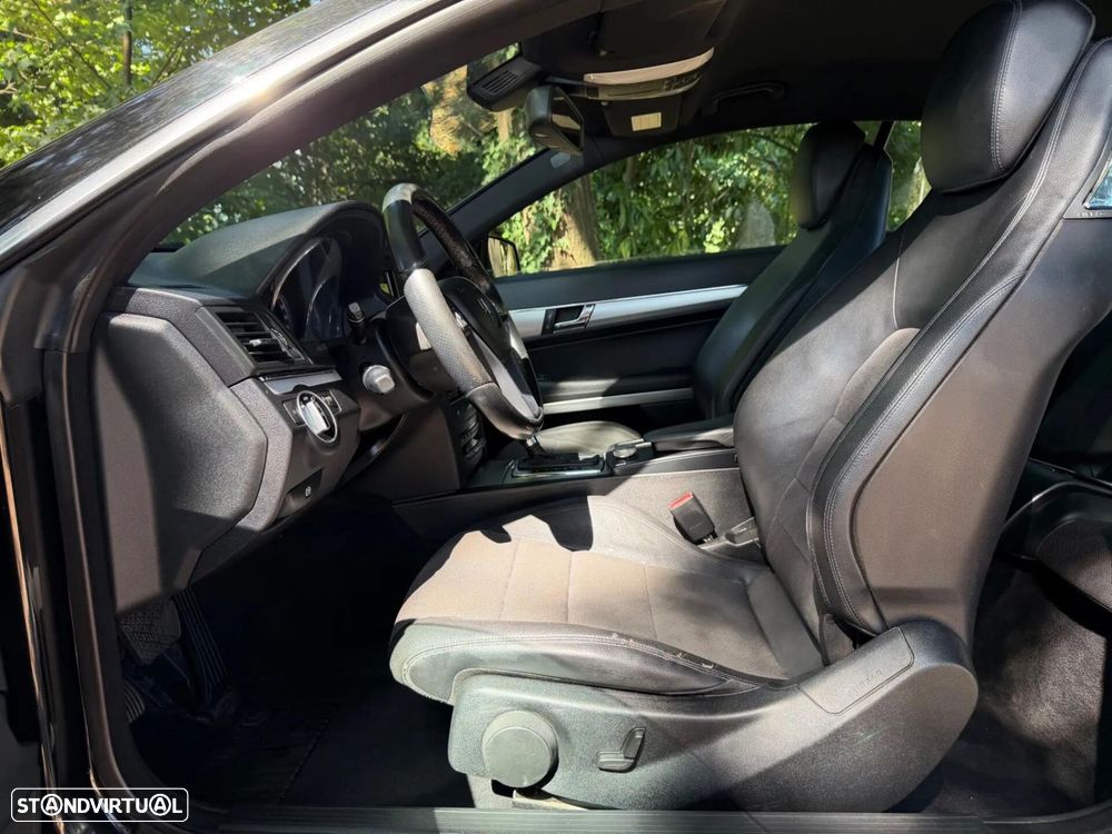 Mercedes-Benz E 220 (BlueTEC) d 9G-TRONIC - 44