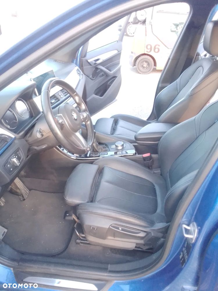 BMW X1 sDrive18d Sport Line - 7