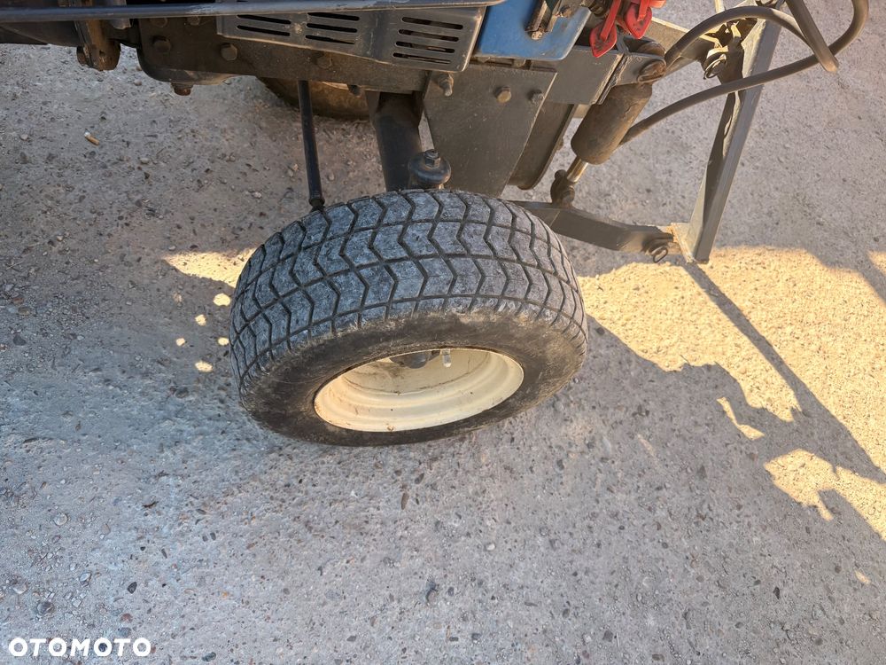 Iseki TX2140 - 13