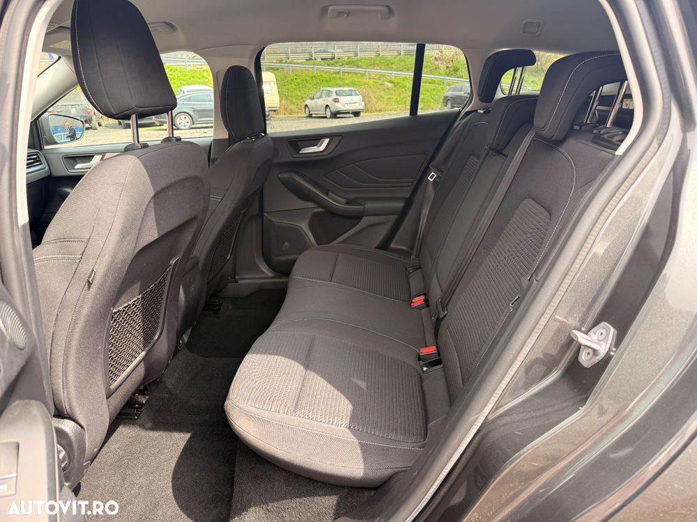 Ford Focus 2.0 EcoBlue Titanium - 8