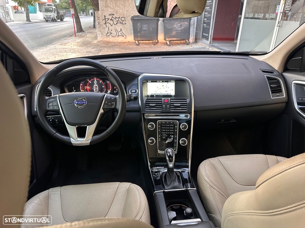Volvo XC 60 2.0 D3 Dynamic Edition Geartronic - 11