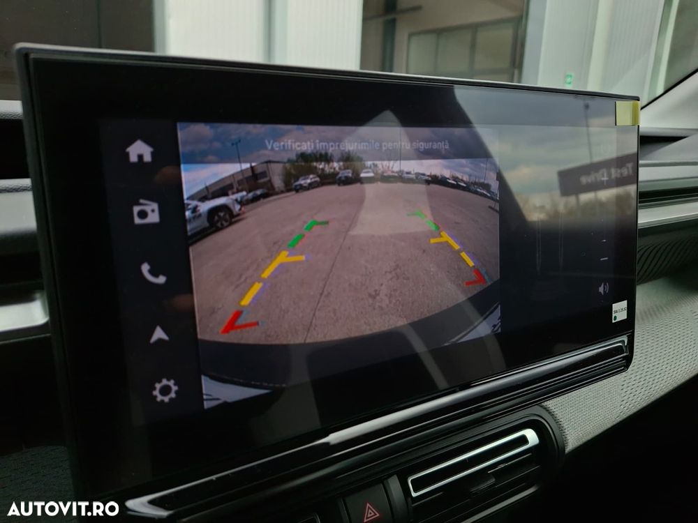 Citroën C3 1.2 Hybrid 100 eDCT6 MAX - 17