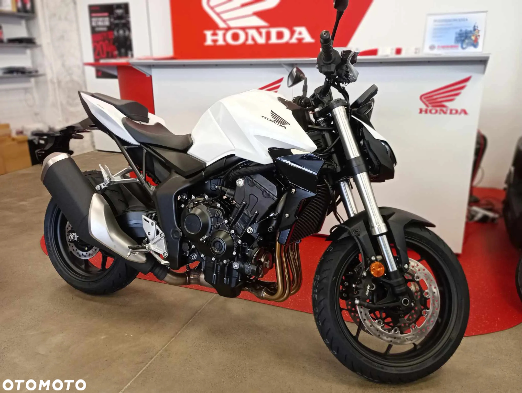 Honda Hornet - 2