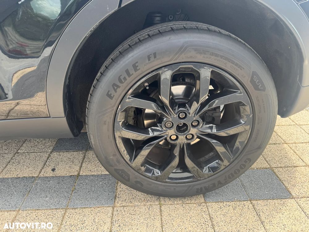 Land Rover Discovery Sport - 21