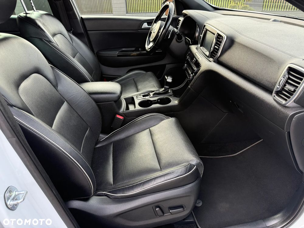 Kia Sportage 2,0 CRDI AWD GT Line - 25