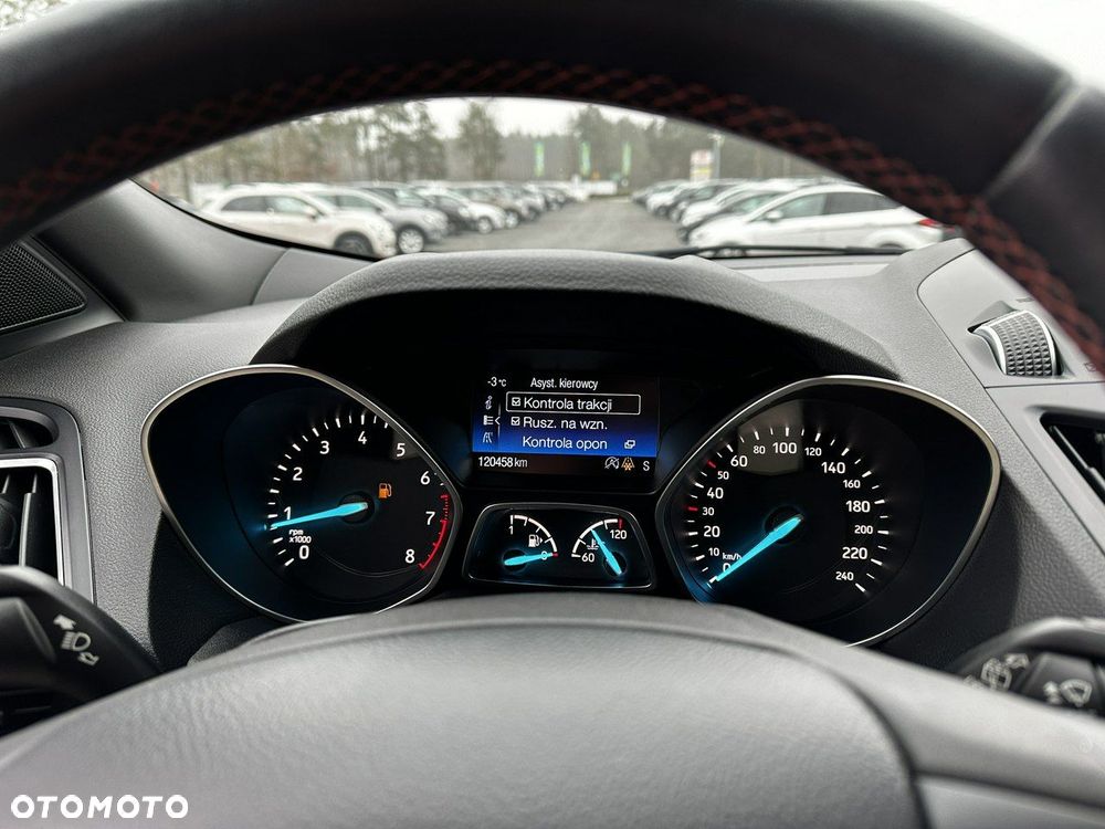 Ford Kuga 1.5 EcoBoost 2x4 ST-Line - 19