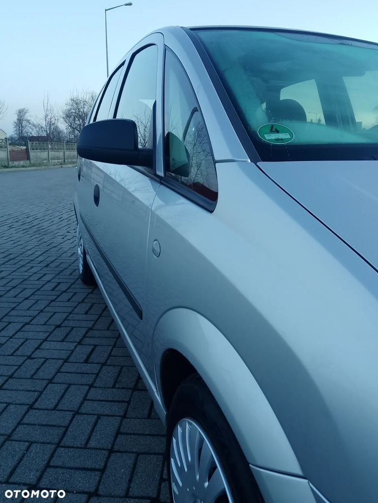 Opel Meriva 1.6 16V Edition - 9