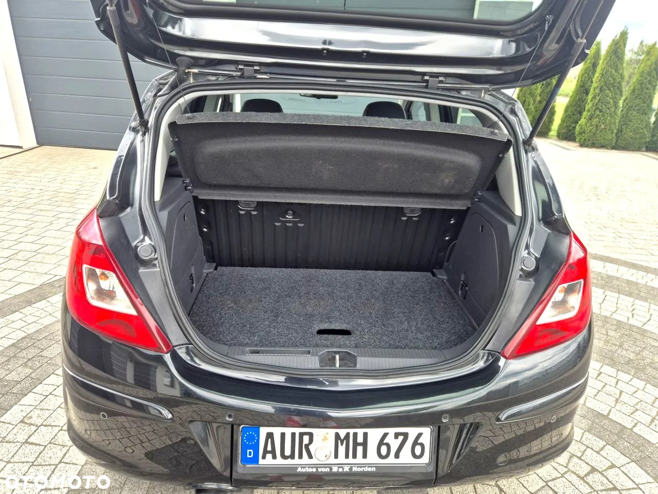 Opel Corsa 1.4 16V 150 Jahre - 30