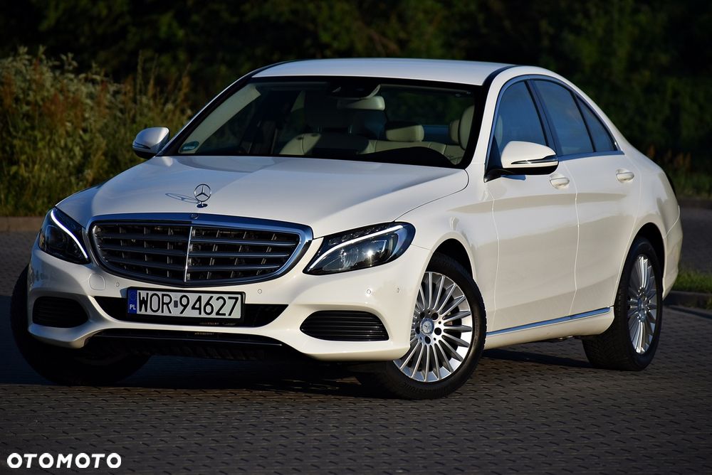 Mercedes-Benz Klasa C 180 9G-TRONIC Exclusive - 11