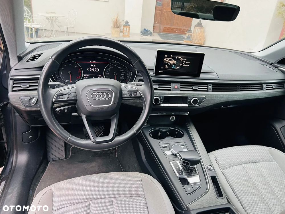 Audi A4 Limousine - 6