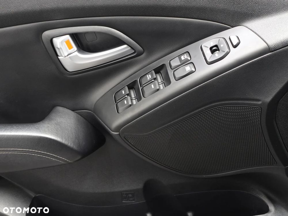 Hyundai ix35 2.0 CRDi 4WD Automatik Premium - 20