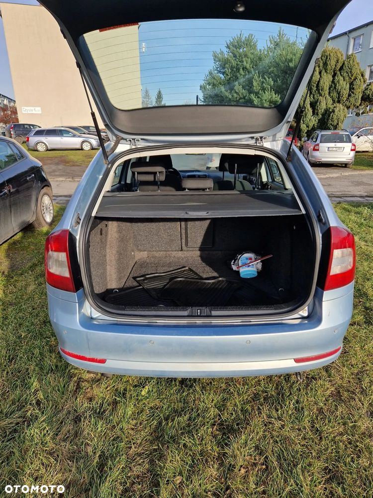 Skoda Octavia 1.4 TSI Ambiente - 4