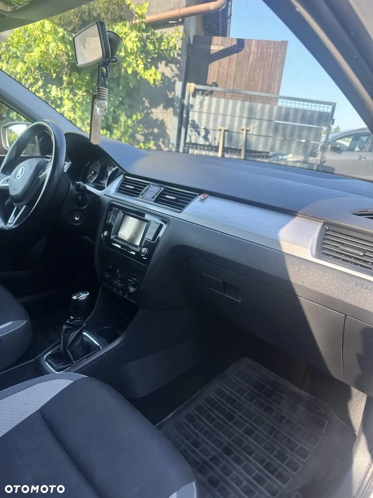 Skoda RAPID 1.2 TSI Ambition - 9