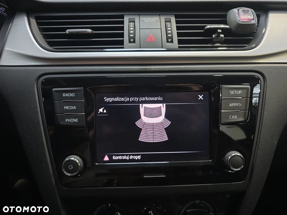 Skoda RAPID 1.0 TSI Ambition - 23