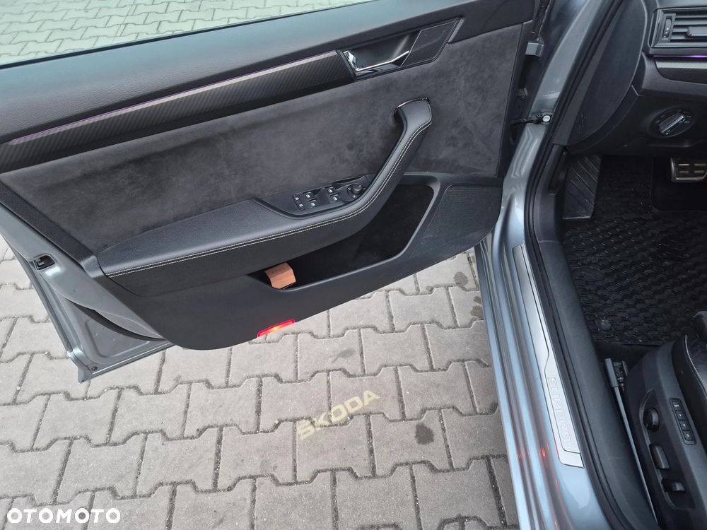 Skoda Superb 1.4 TSI Plug-In Hybrid Sportline DSG - 13