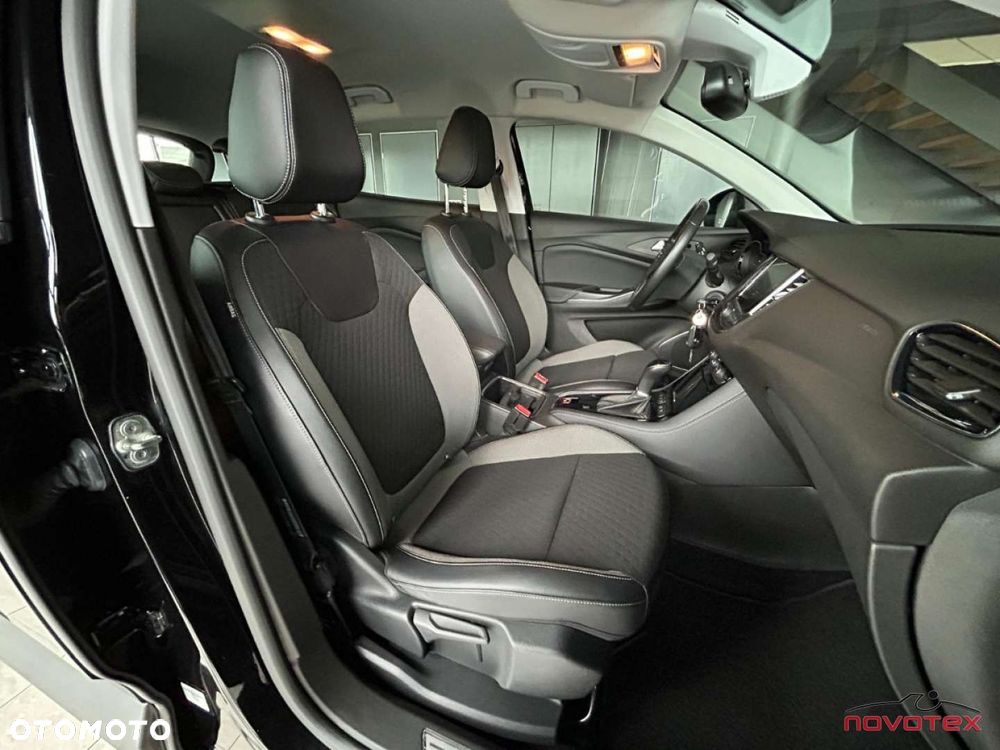 Opel Grandland X 1.2 Start/Stop Automatik Design Line - 19