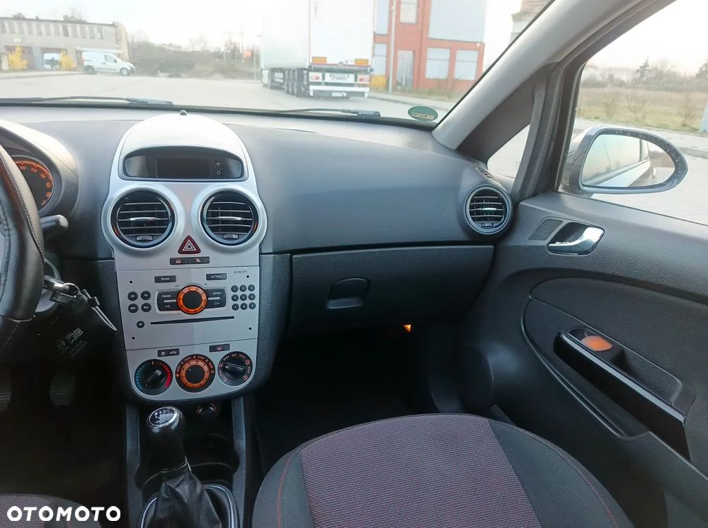 Opel Corsa 1.4 16V Enjoy - 15