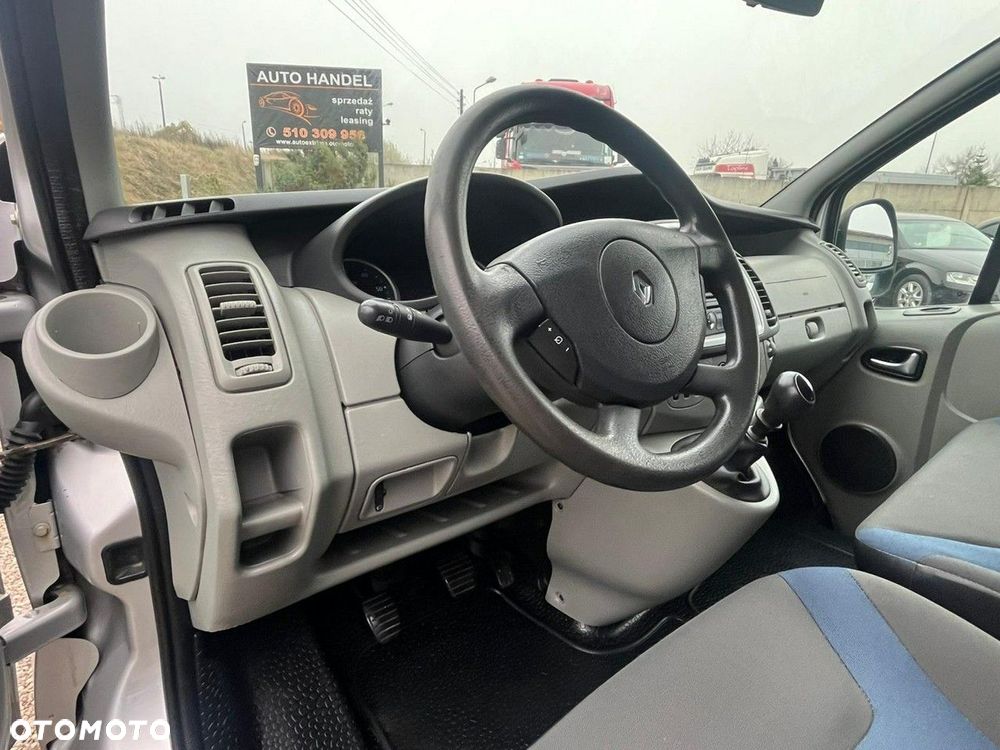 Renault Trafic - 10