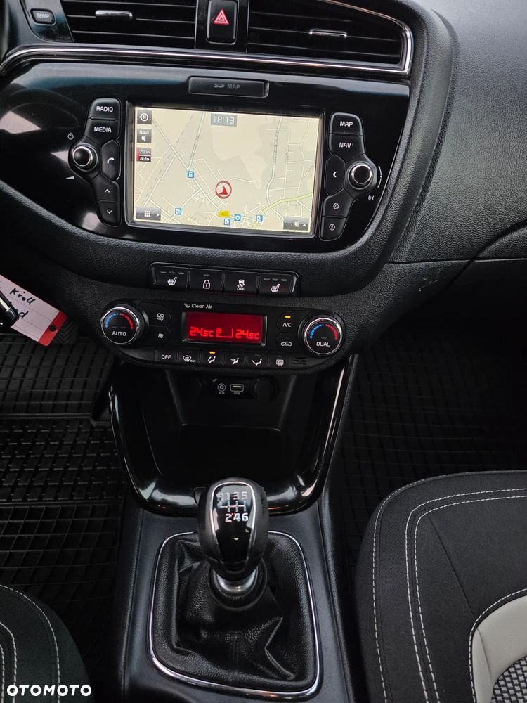 Kia Ceed - 31