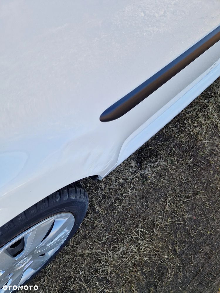 Peugeot 107 1.0 Trendy 2-Tronic - 23