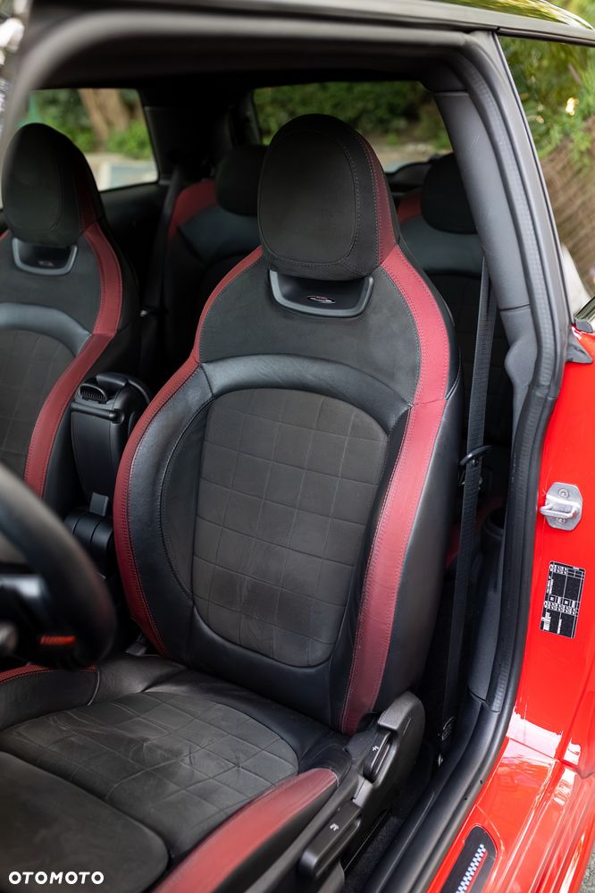 MINI John Cooper Works - 9