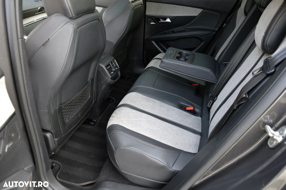 Peugeot 3008 PHEV 300 EAT8 4X4 GT - 38