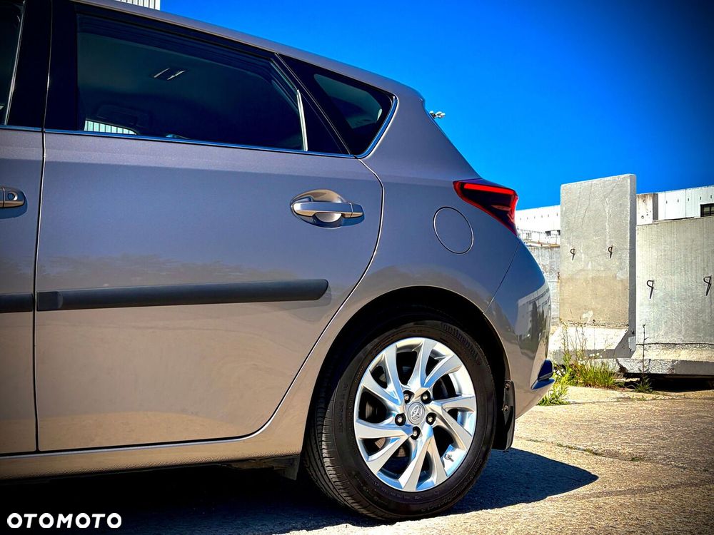 Toyota Auris 1.6 Comfort - 9