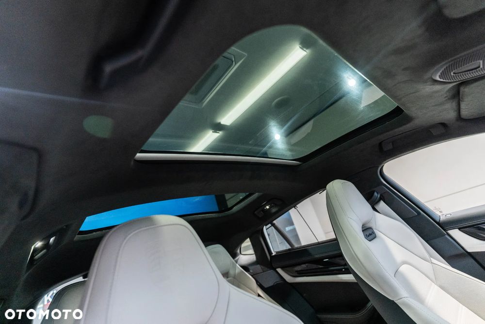 Porsche Panamera Turbo S E-Hybrid PHEV - 31