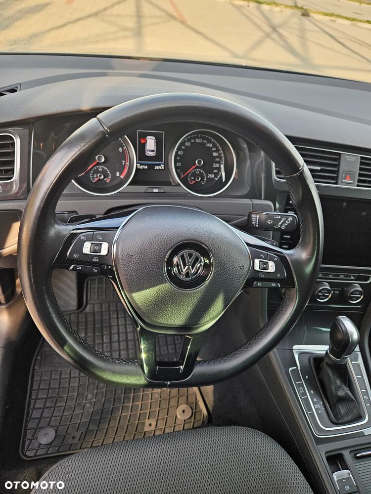 Volkswagen Golf 1.4 TSI BMT Comfortline DSG - 11