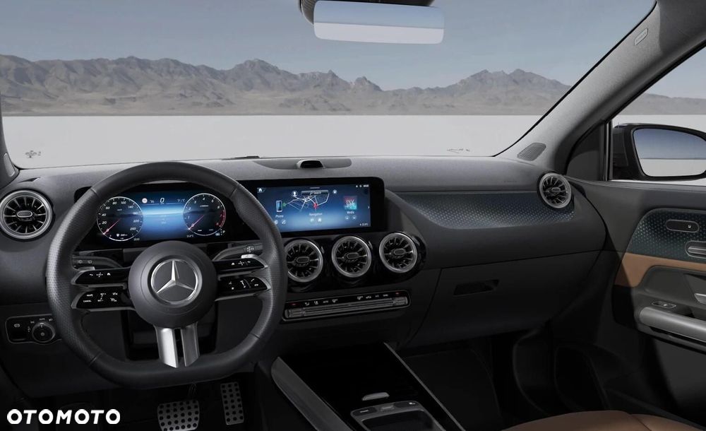 Mercedes-Benz GLA - 5