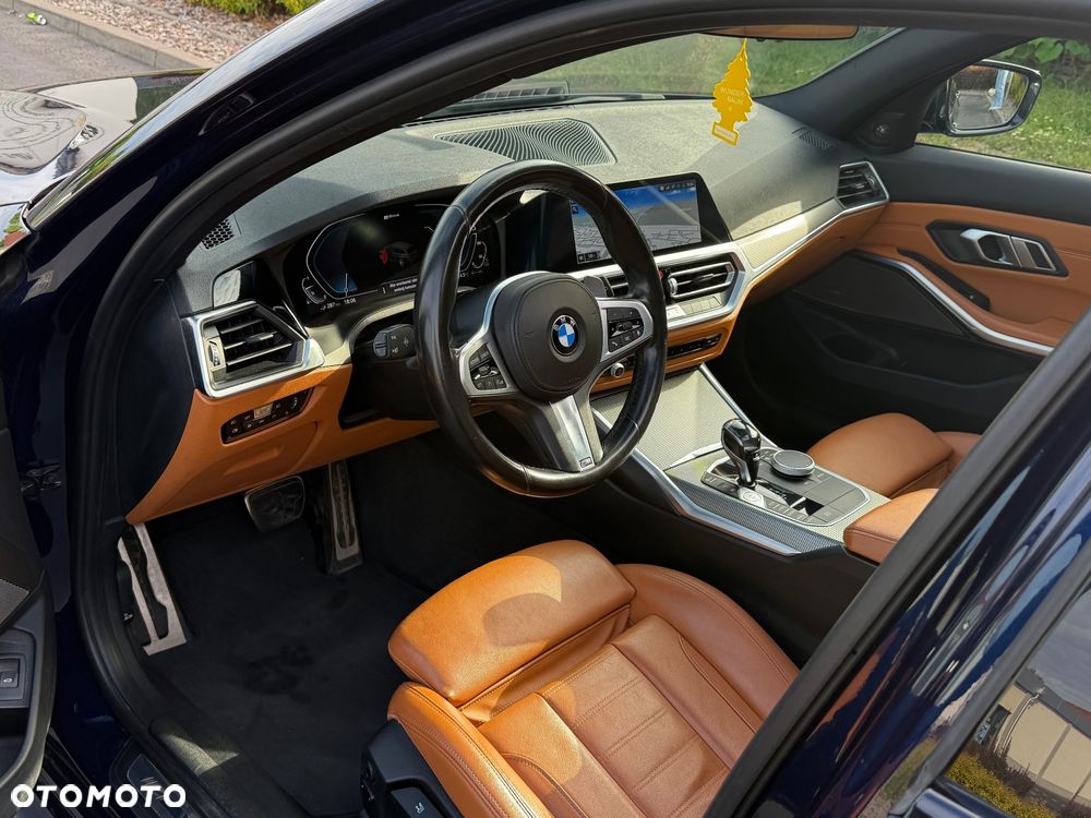 BMW Seria 3 330e M Sport - 20