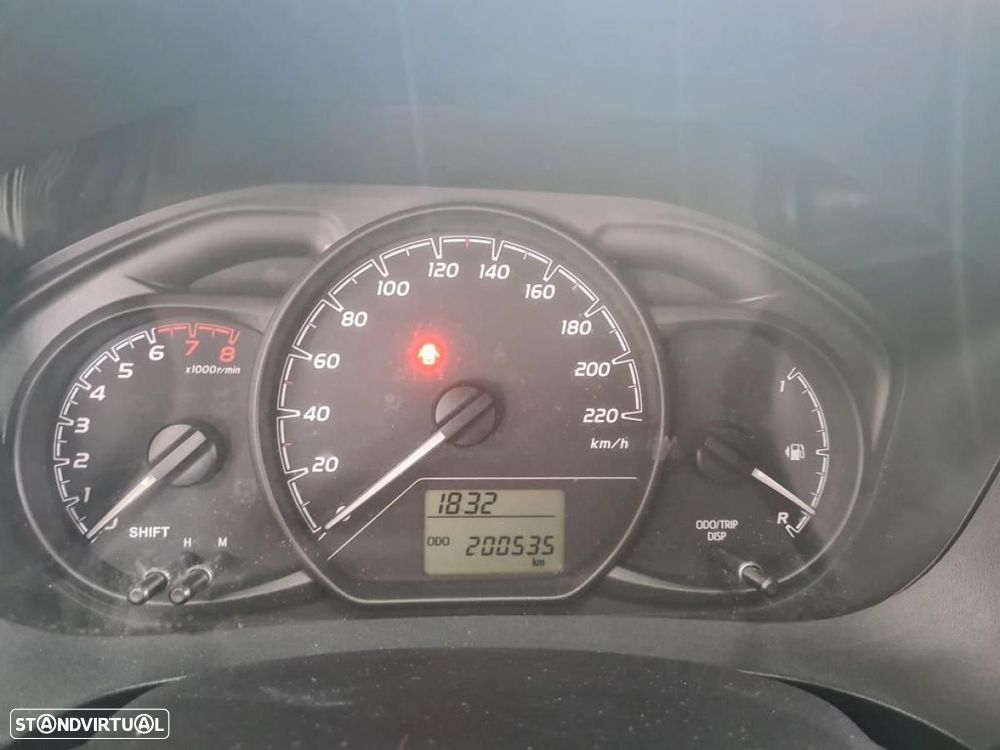 Toyota Yaris bizz 1.0 VVT-i C/IVA - 5